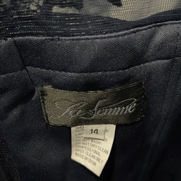 La Femme Ruched Navy Twist Column Gown - Women's Size 14 - Mother of the bride - Picture 12 of 14